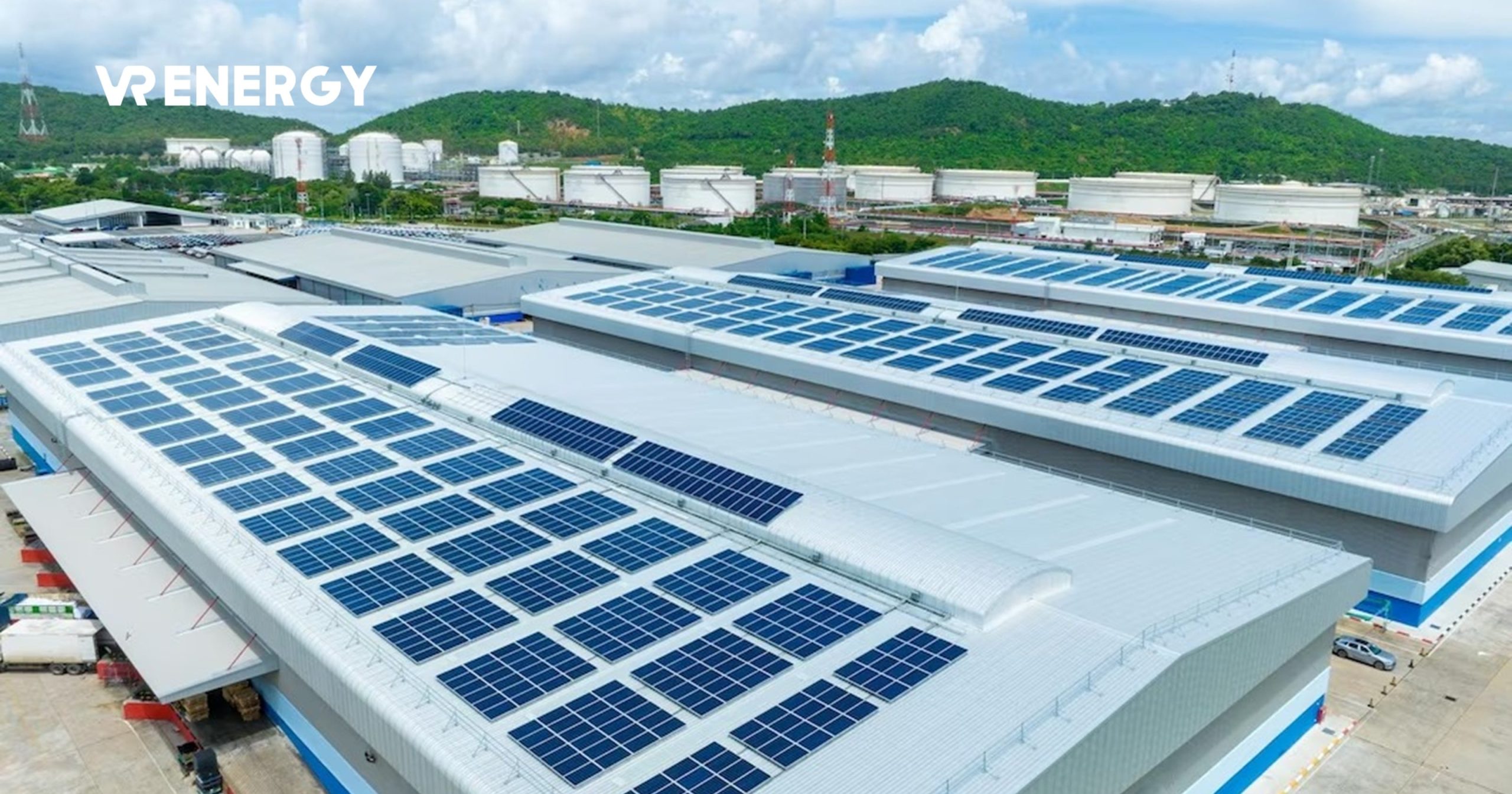 Chính sách thuế đối với điện mặt trời áp mái cho doanh nghiệp