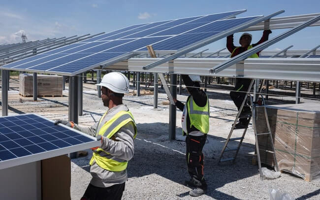 Chọn pin mặt trời cho dự án tổng thầu EPC: Hướng dẫn chi tiết 6 cac he thong luu tru nang luong mat troi pv toi uu hoa nang luong mat troi 1 min