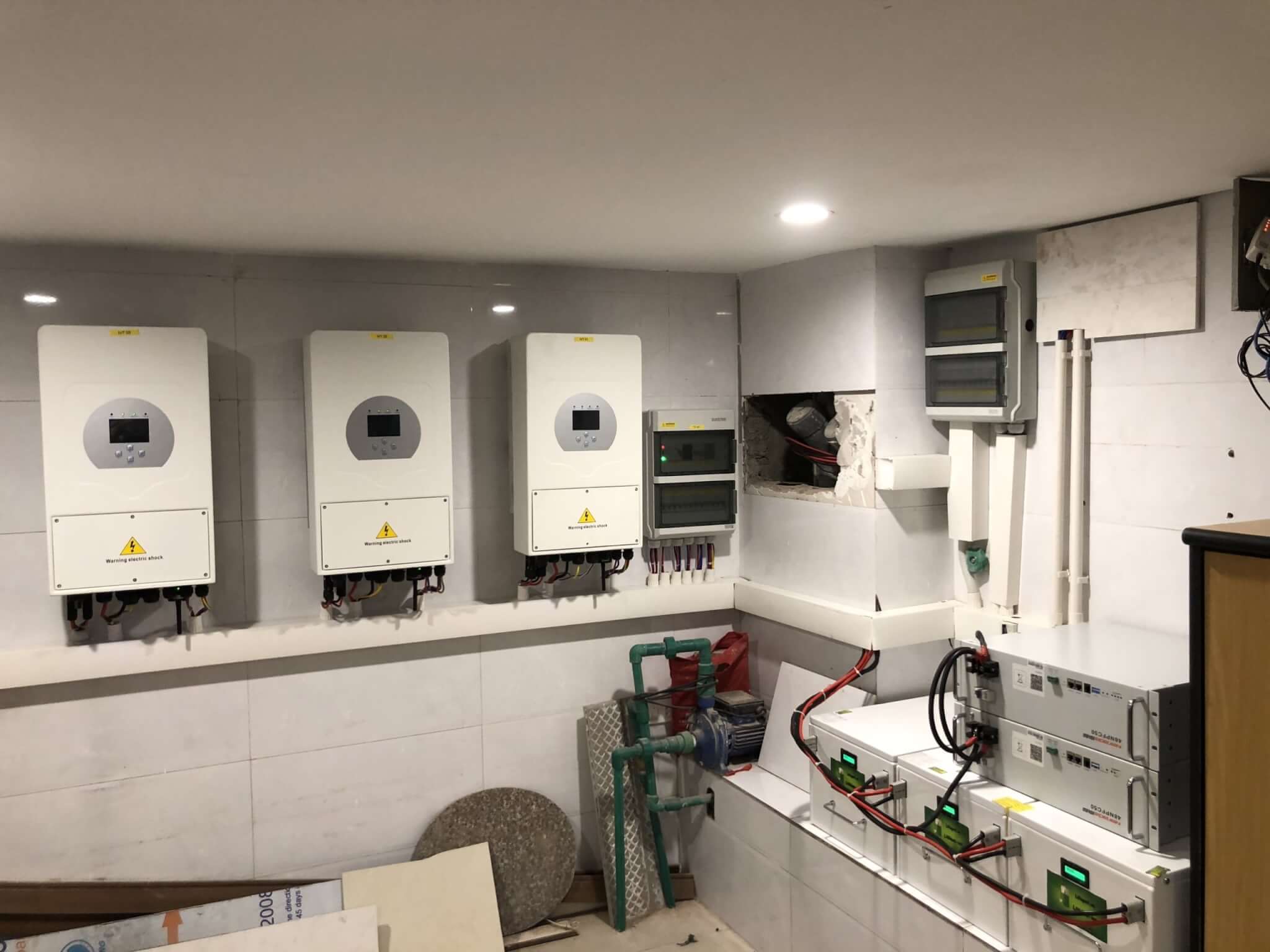 Pin Lithium cho hệ thống điện mặt trời gia đình: Những điều cần biết 6 pin lithium cho he thong dien mat troi gia dinh nhung dieu can biet 2 min
