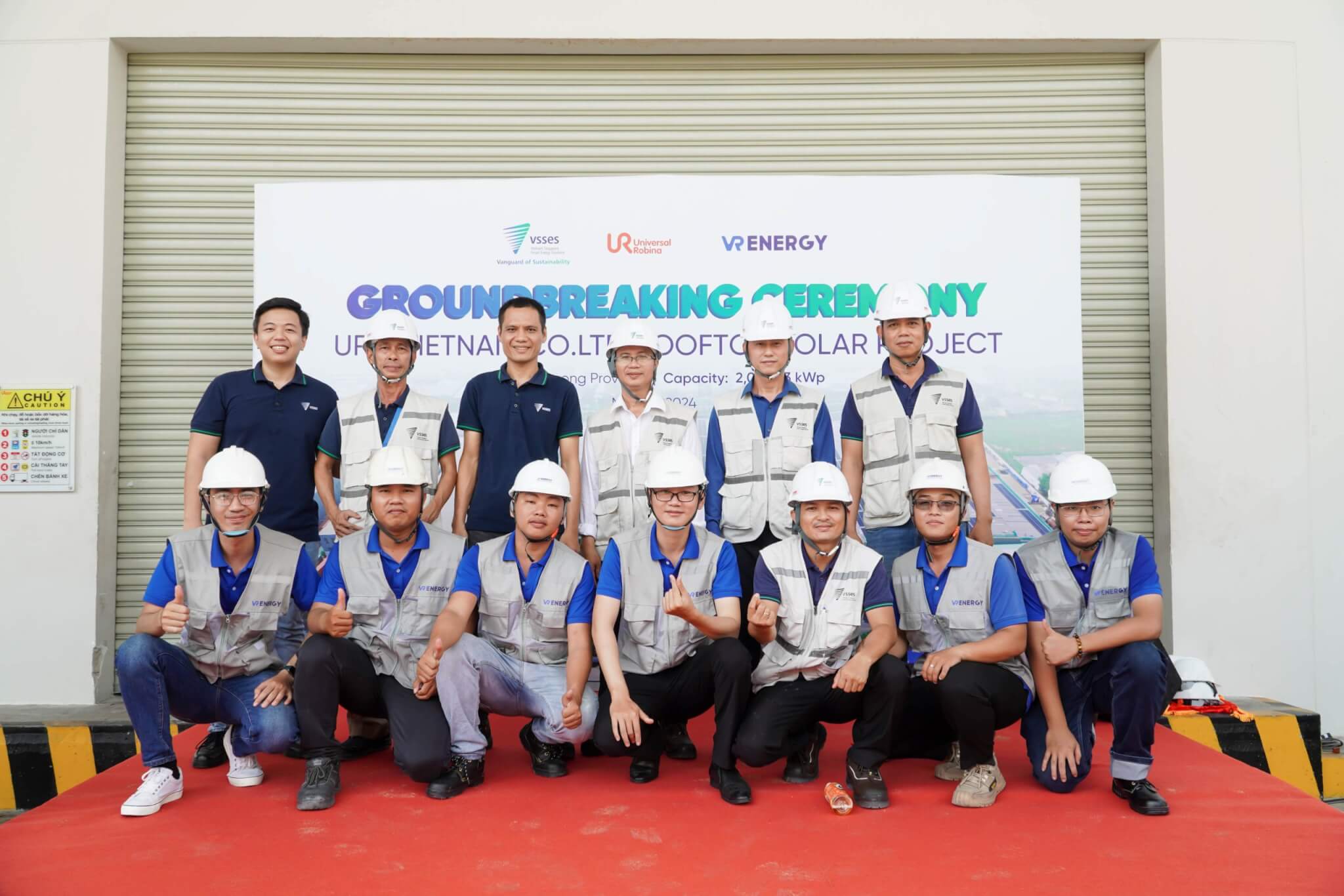 LỄ KHỞI CÔNG DỰ ÁN URC VIETNAM CO.LCD ROOFTOP SOLAR PROJECT NGÀY 22/05/2024 19 le khoi cong du an urc vietnam co lcd rooftop solar project ngay 22 05 2024 6 min scaled