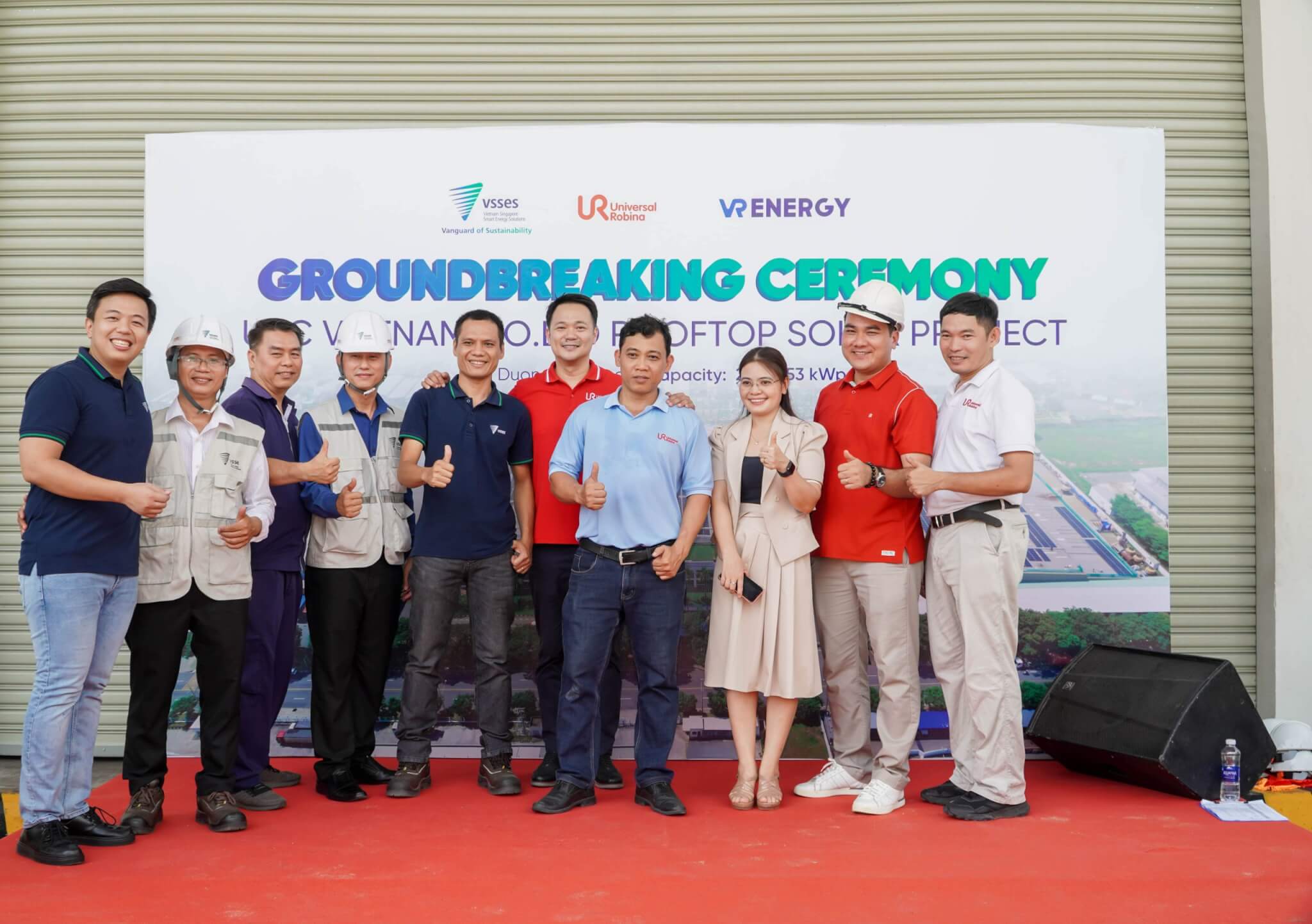 LỄ KHỞI CÔNG DỰ ÁN URC VIETNAM CO.LCD ROOFTOP SOLAR PROJECT NGÀY 22/05/2024 18 le khoi cong du an urc vietnam co lcd rooftop solar project ngay 22 05 2024 8 min scaled