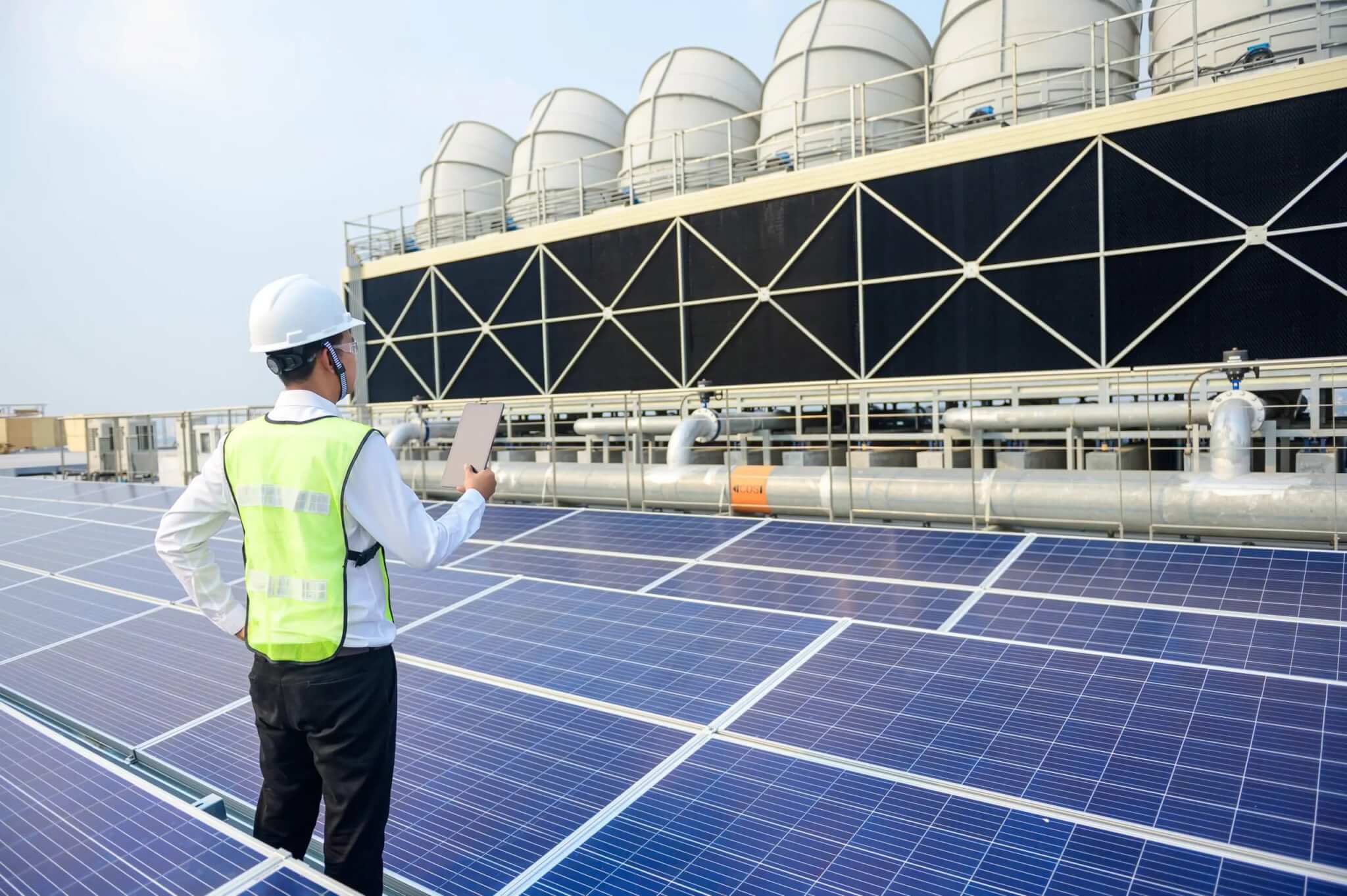 Chọn pin mặt trời cho dự án tổng thầu EPC: Hướng dẫn chi tiết 5 tu van trien khai du an dien mat troi 4 min