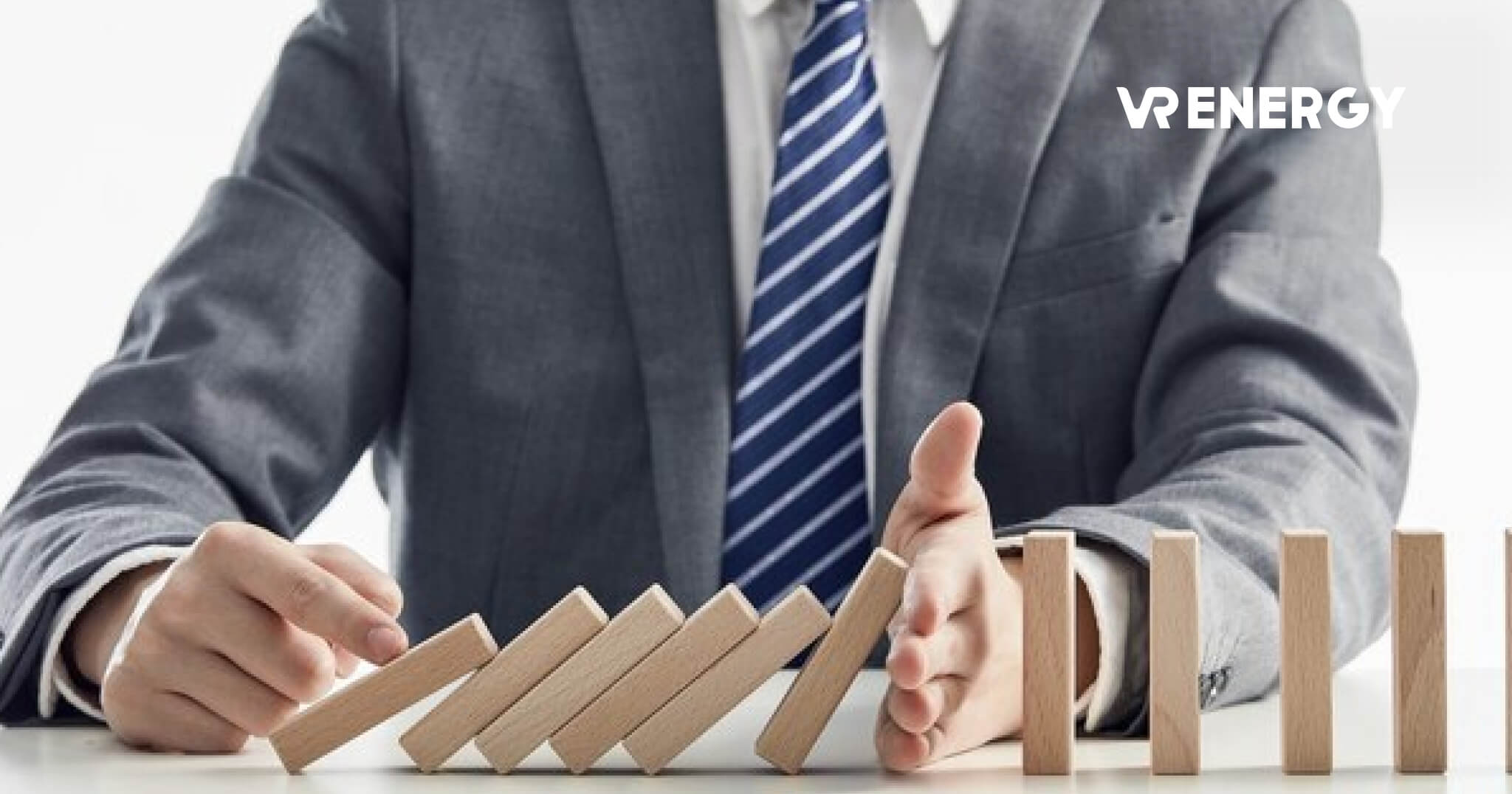 Pin Năng Lượng Mặt Trời Đơn Tinh Thể: Hiệu Suất Cao, Giá Trị Xứng Đáng 5 hinh 1 bai 7 vrenergy