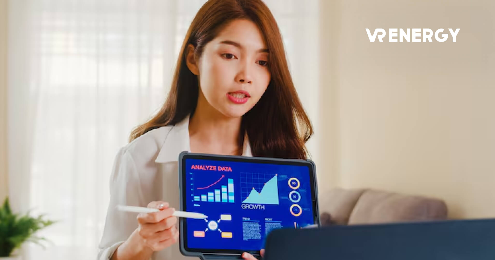 nhan vien vrenergy 5 41