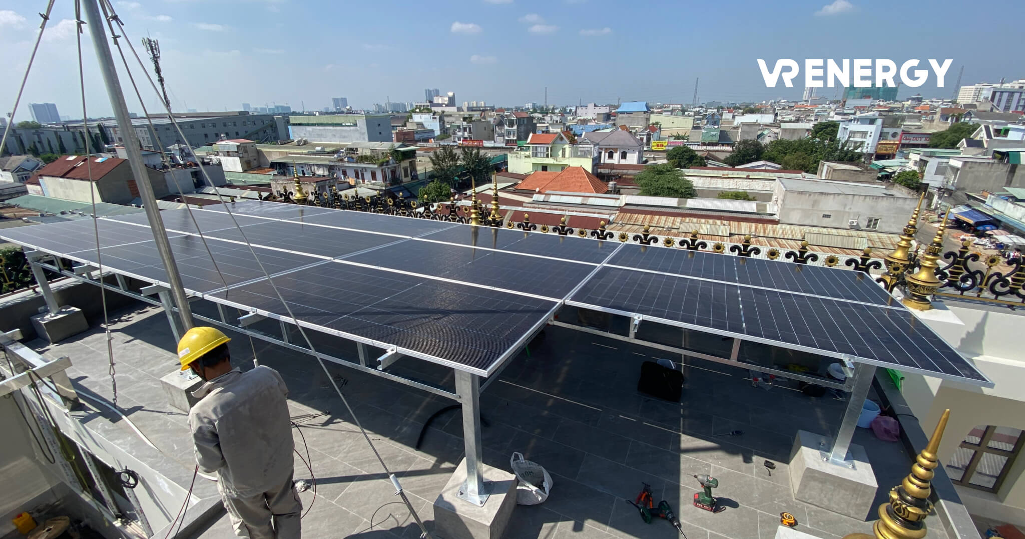 nhan vien vrenergy 4