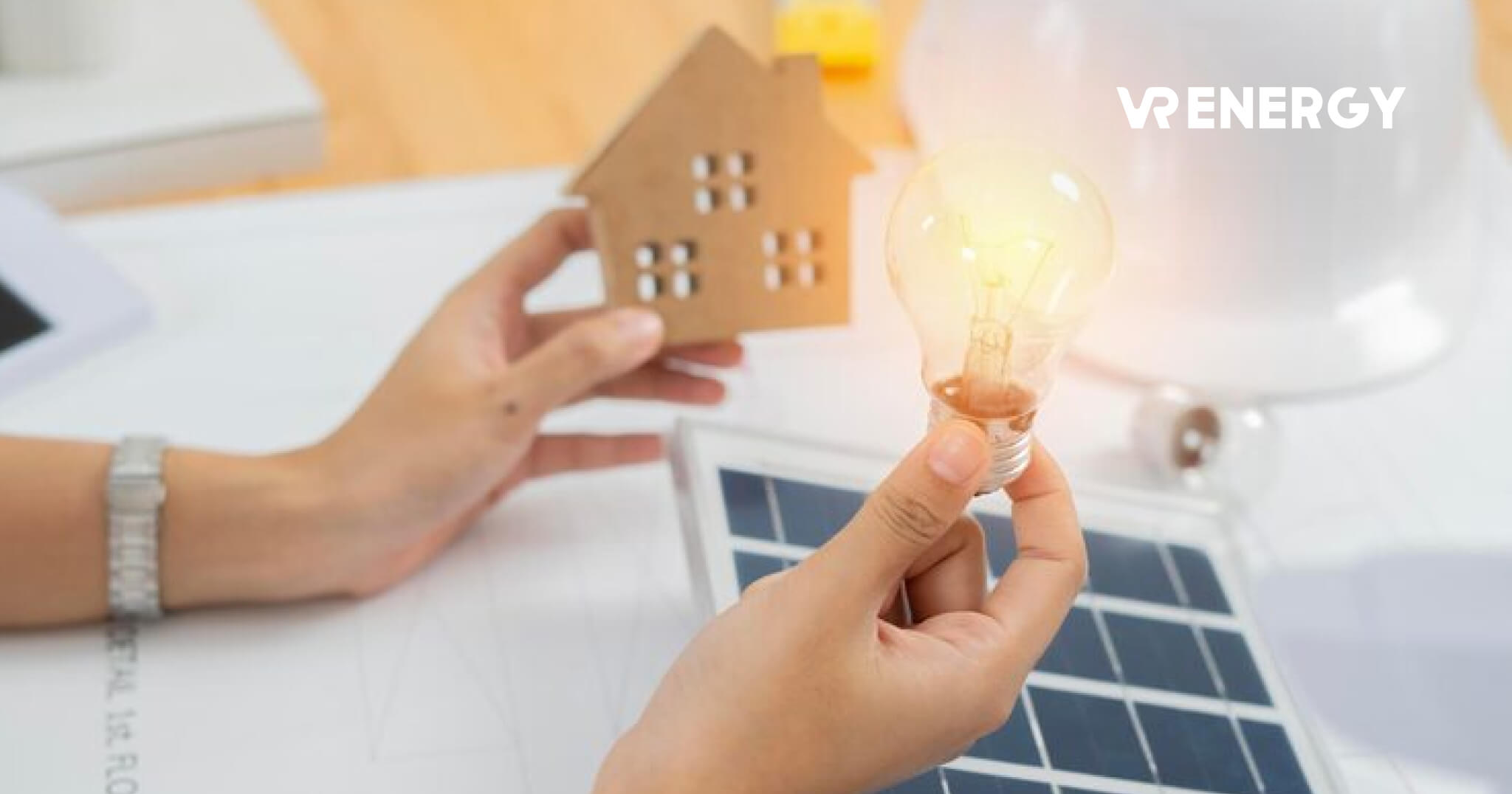 Bảng giá điện dân dụng vs sản xuất: khác nhau ra sao? 6 nhan vien vrenergy 4 27